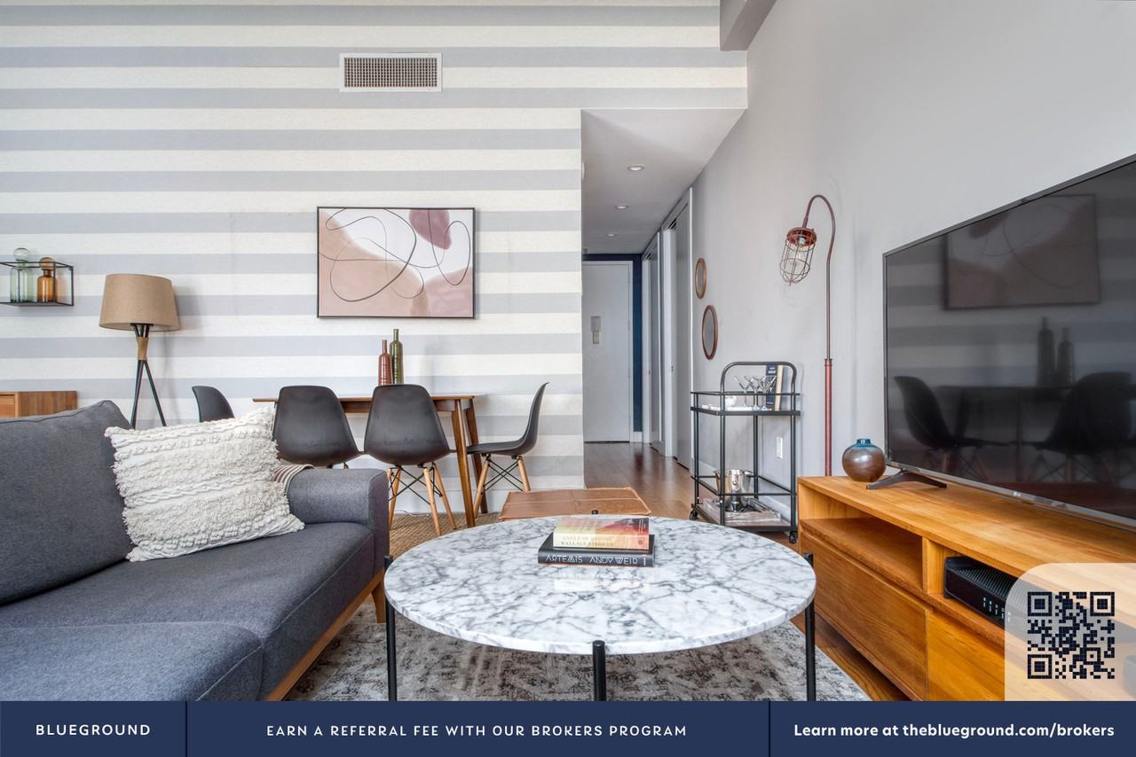 53 Park Place - Photo 5 of 33