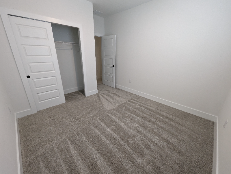 534 Sun Chaser Dr - Photo 3 of 8