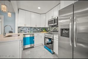 featured image of 417 West 60th Street