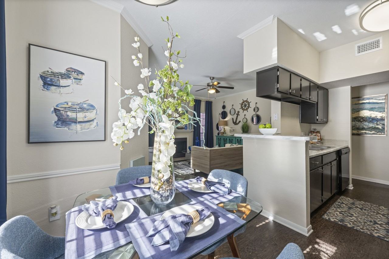 The Reston Apartments - Photo 5 of 27