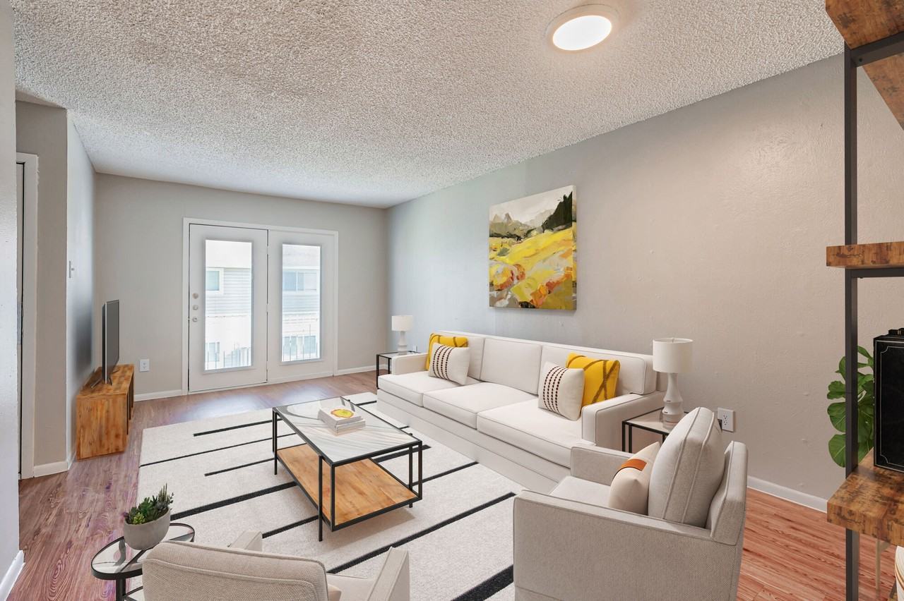 South Shore Coastal Living - Photo 4 of 26