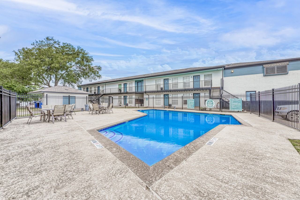 Solana - Photo 3 of 20