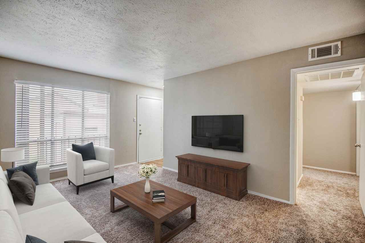 Lakeridge Heights - Photo 3 of 46