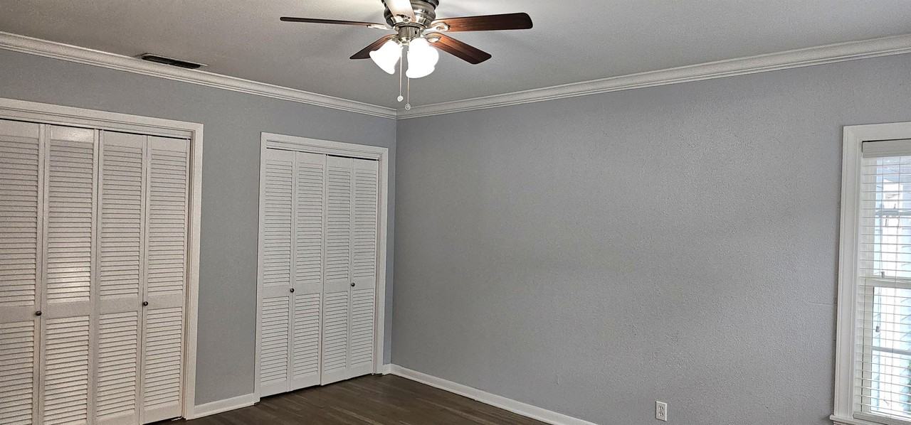 3126 Austin St #1 - Photo 4 of 18