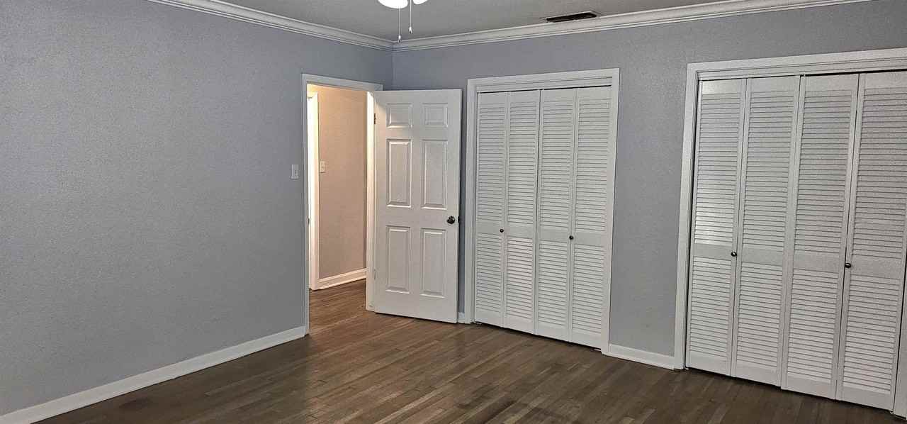 3126 Austin St #1 - Photo 5 of 18