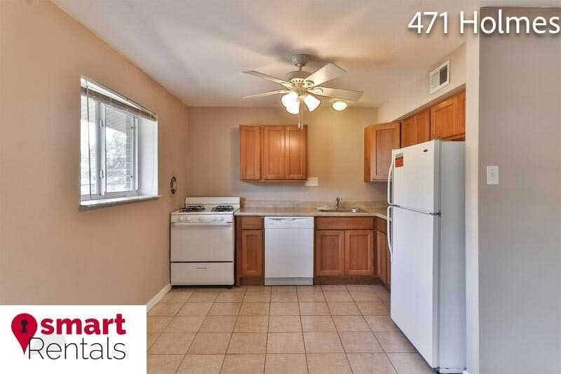 471 S Holmes - Photo 2 of 10