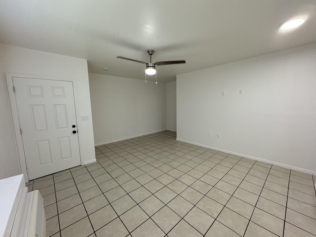 319 Hermosa Avenue - Photo 3 of 6