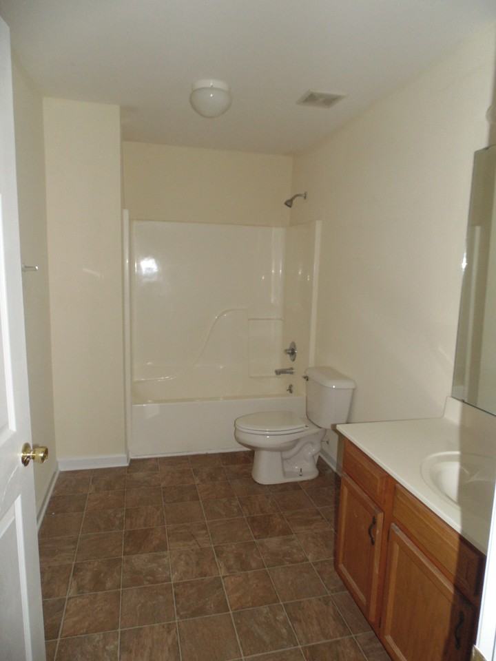 11 Freedom Point Rd - Photo 2 of 4