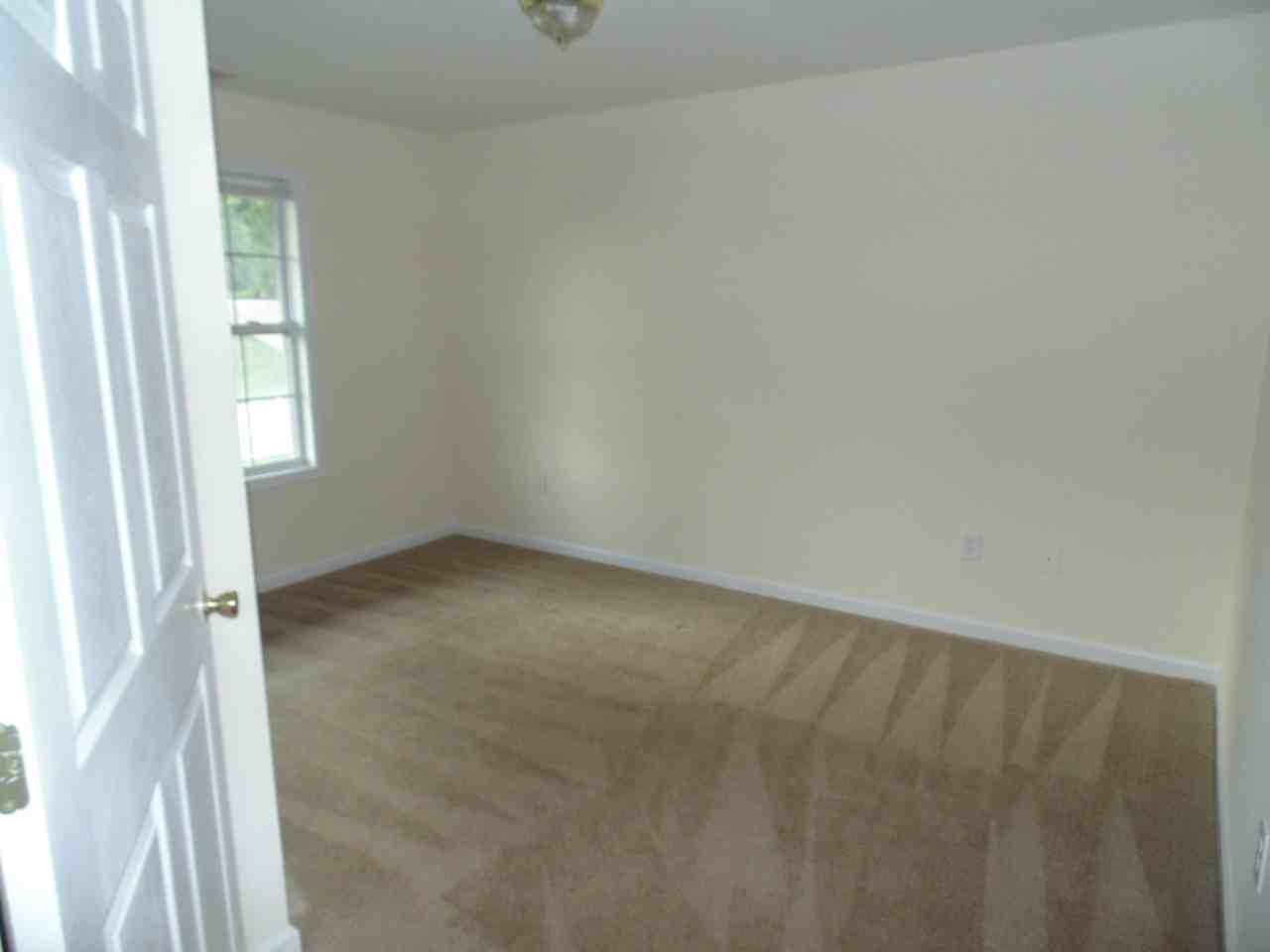 11 Freedom Point Rd - Photo 3 of 4