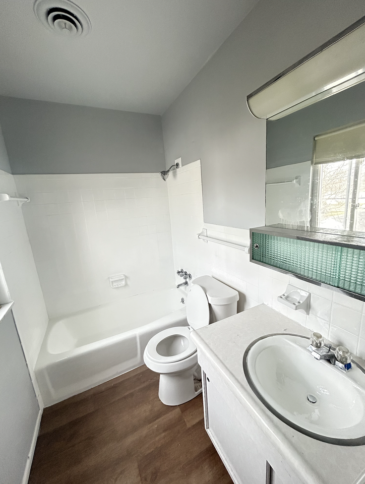 2414 King Avenue - Photo 7 of 8