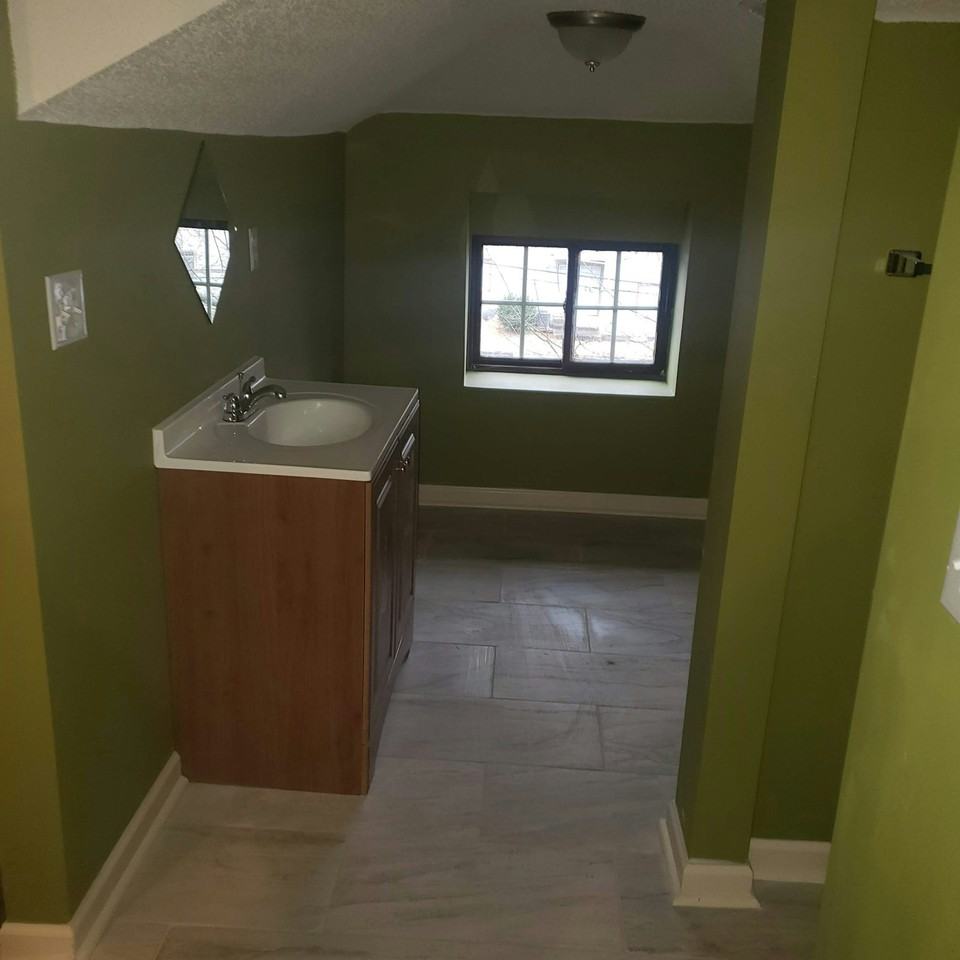 412 North Montgomery Street, Unit 202 - Photo 7 of 15