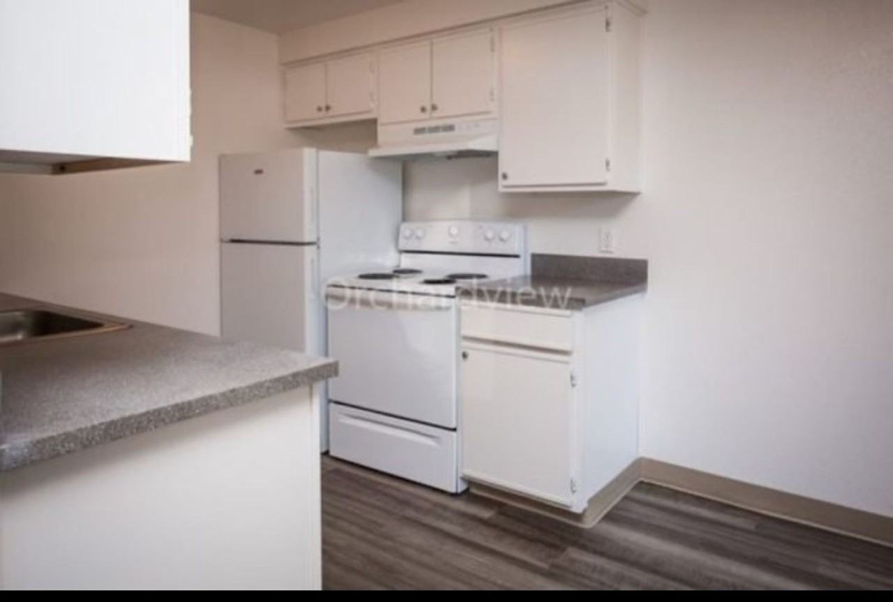 128 Bayview Way Ne #101 - Photo 2 of 23