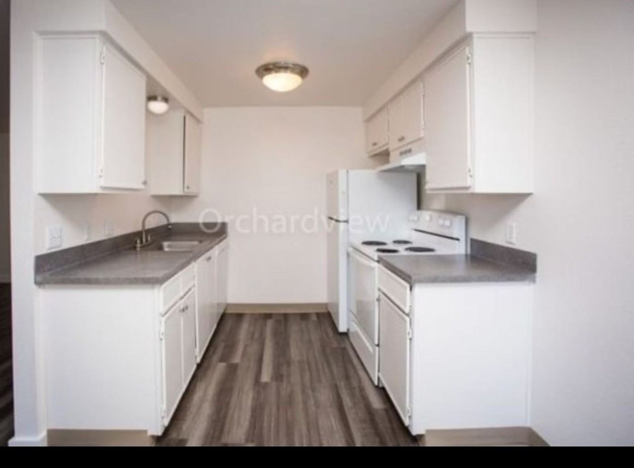 128 Bayview Way Ne #101 - Photo 3 of 23