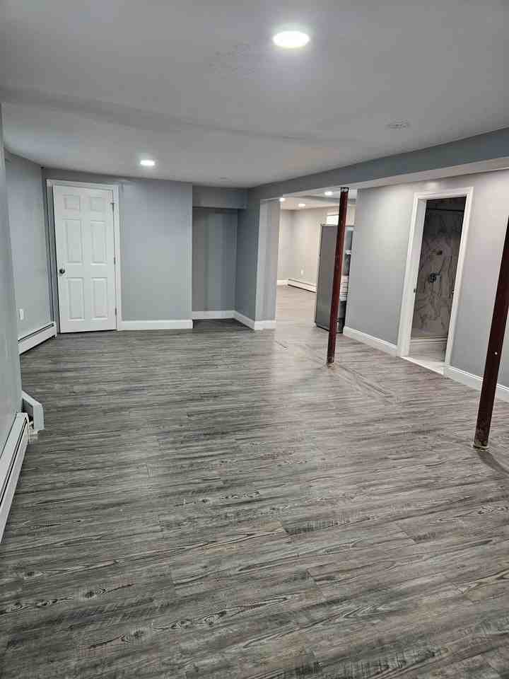 44 Glendale St #B - Photo 3 of 11