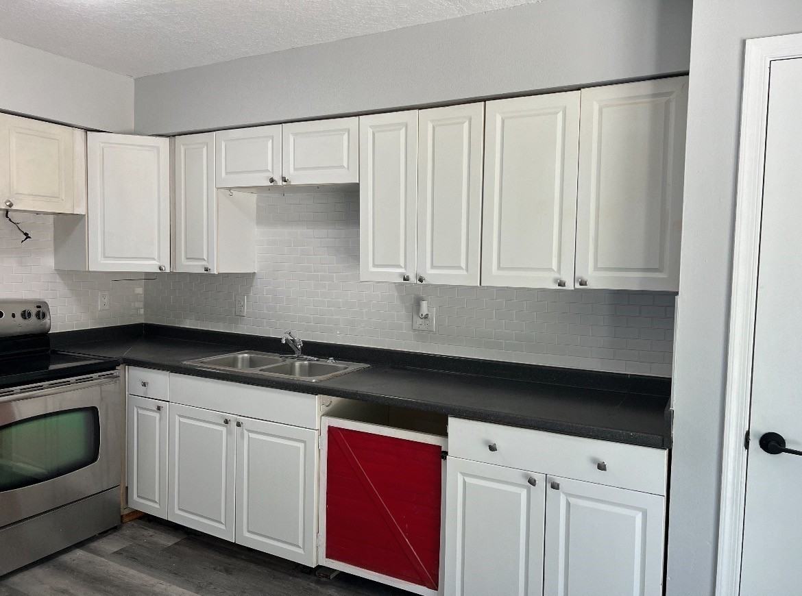 859 Hughey St #1 - Photo 4 of 29