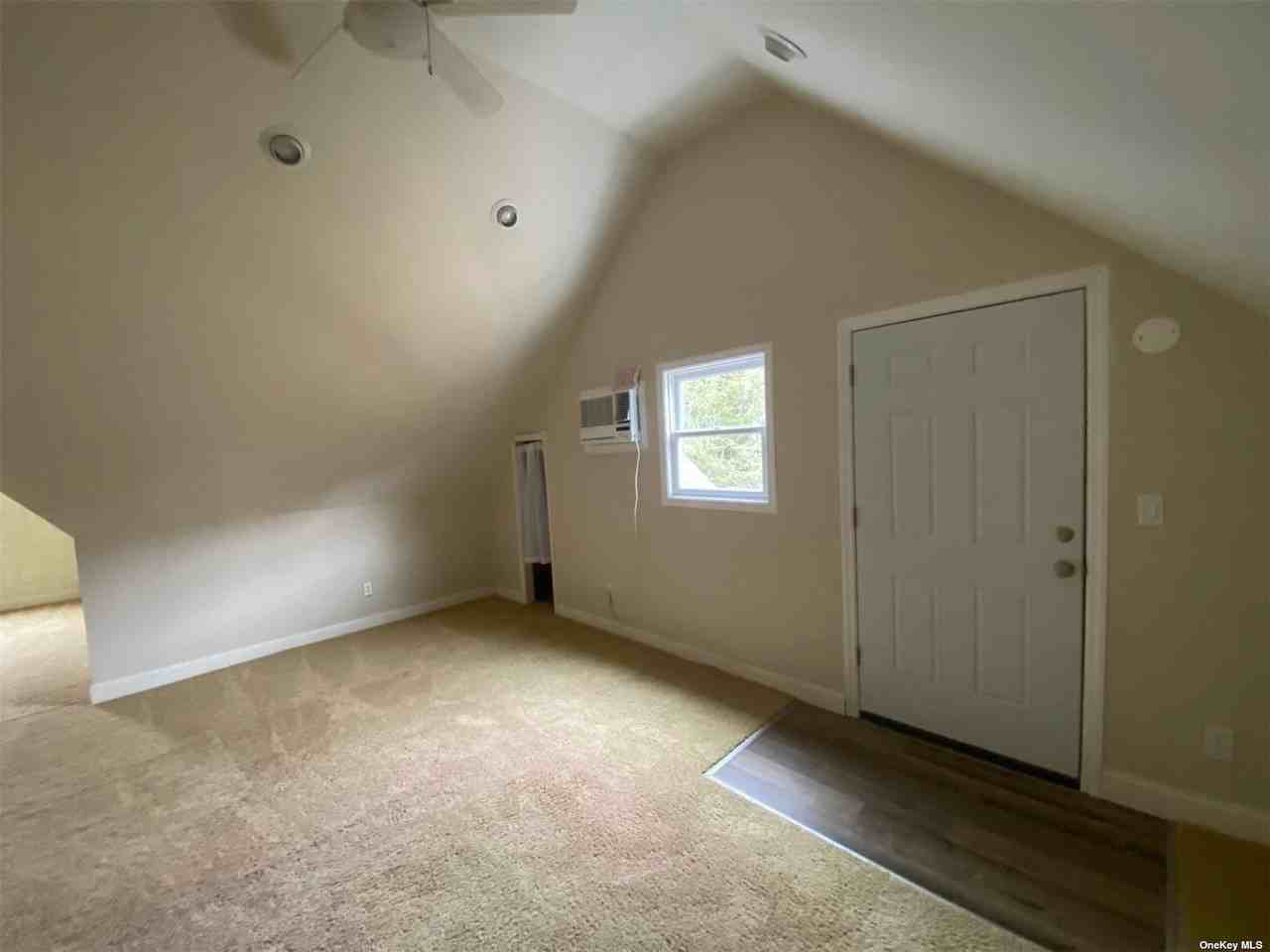 110 Clay Pitts Rd - Photo 2 of 8