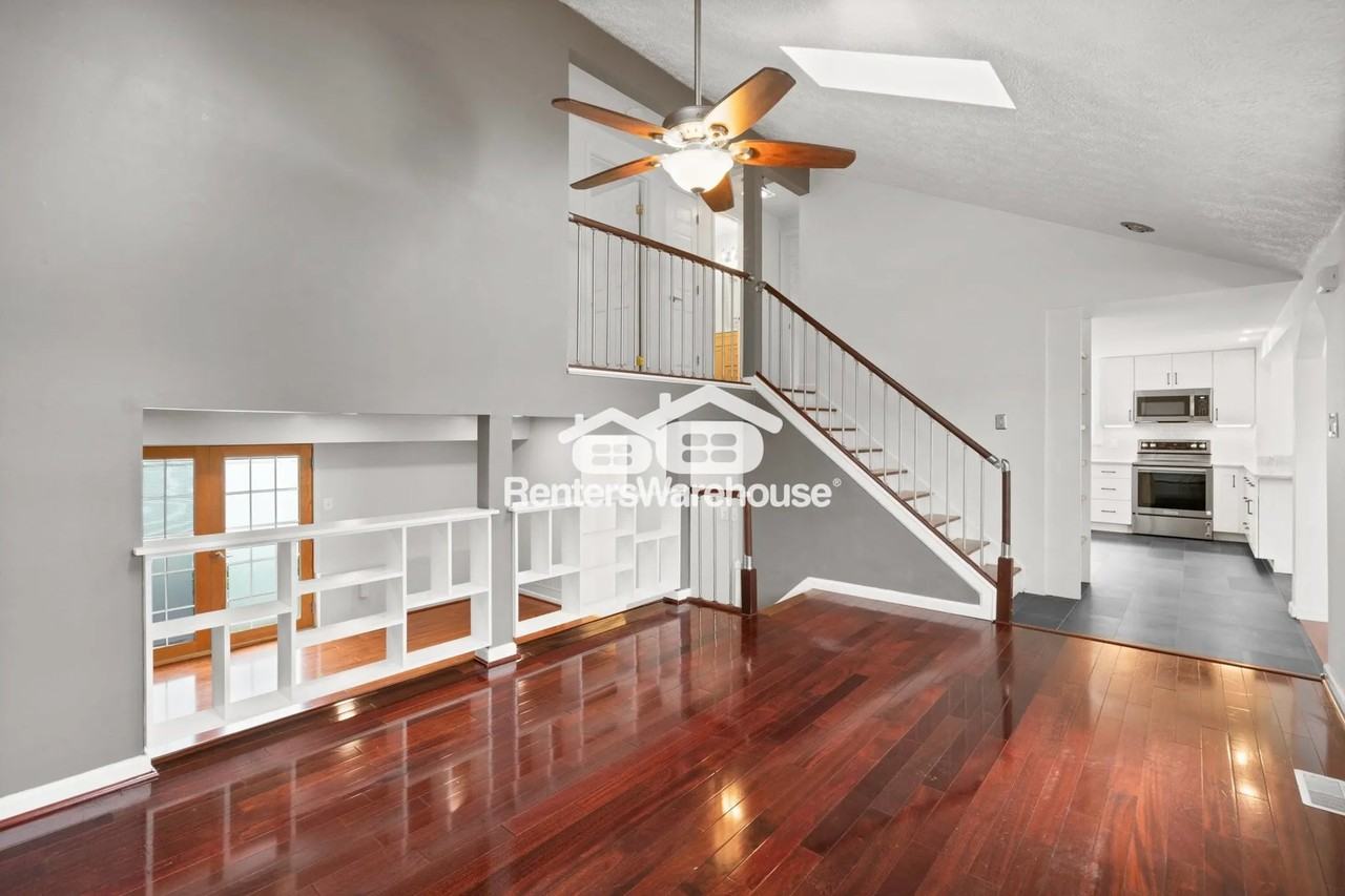 7868 Red Lion Way - Photo 3 of 28