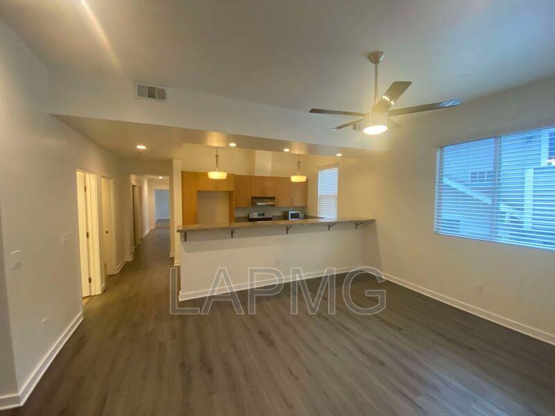 6428 Woodley Ave #5 - Photo 5 of 25
