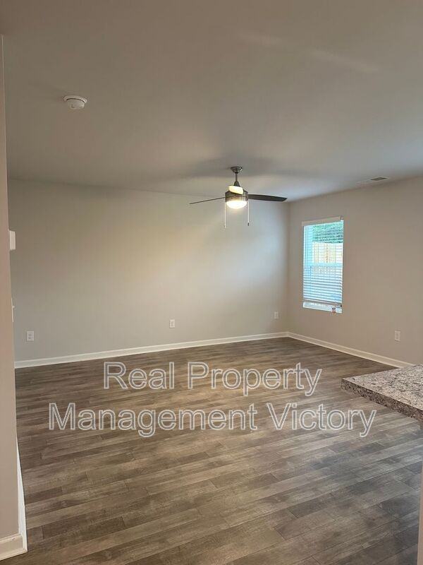 134 Marina Dr - Photo 5 of 12