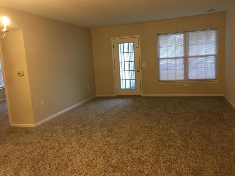 2792 S Knightsbridge Cir - Photo 4 of 12