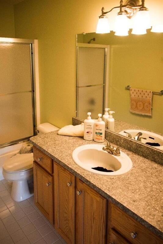 2816 Barclay Way - Photo 7 of 9