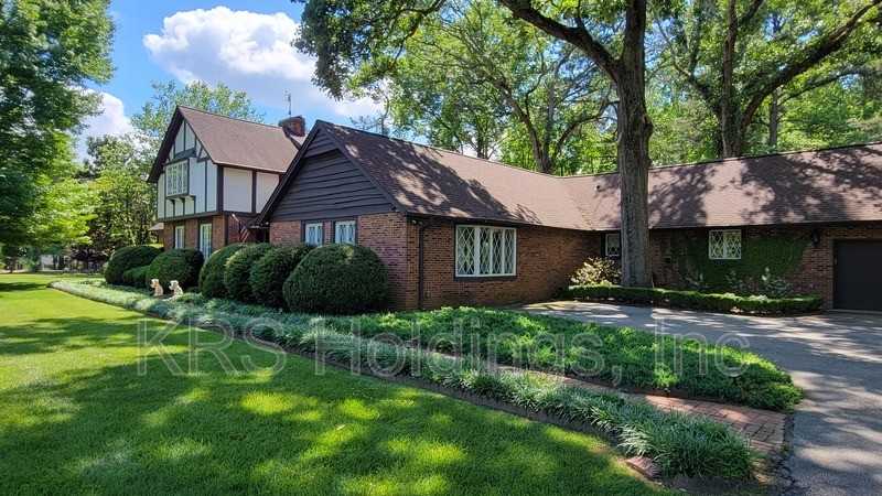 5212 Dutchman Dr - Photo 2 of 42