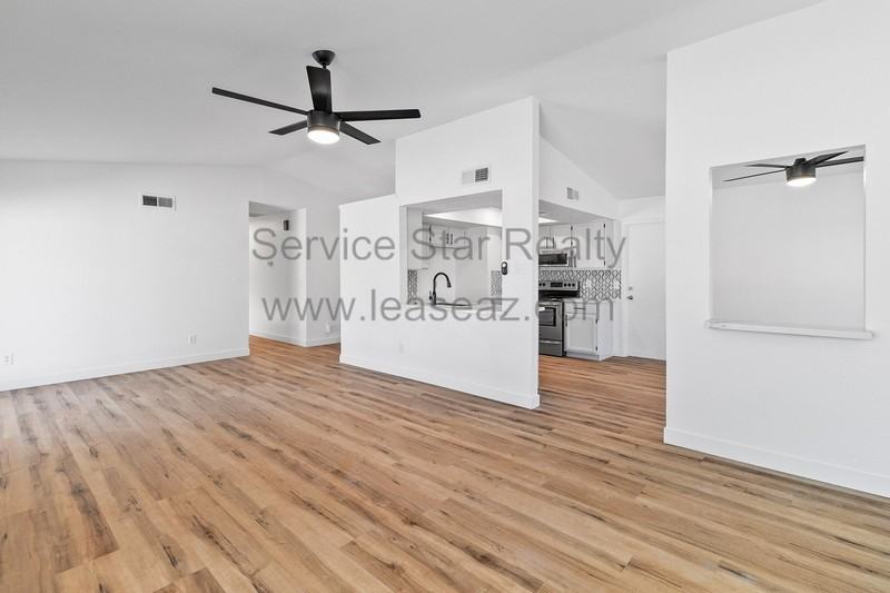6802 E Paradise Ln - Photo 7 of 23