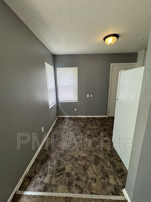 824 S Water St #1 - Photo 5 of 9