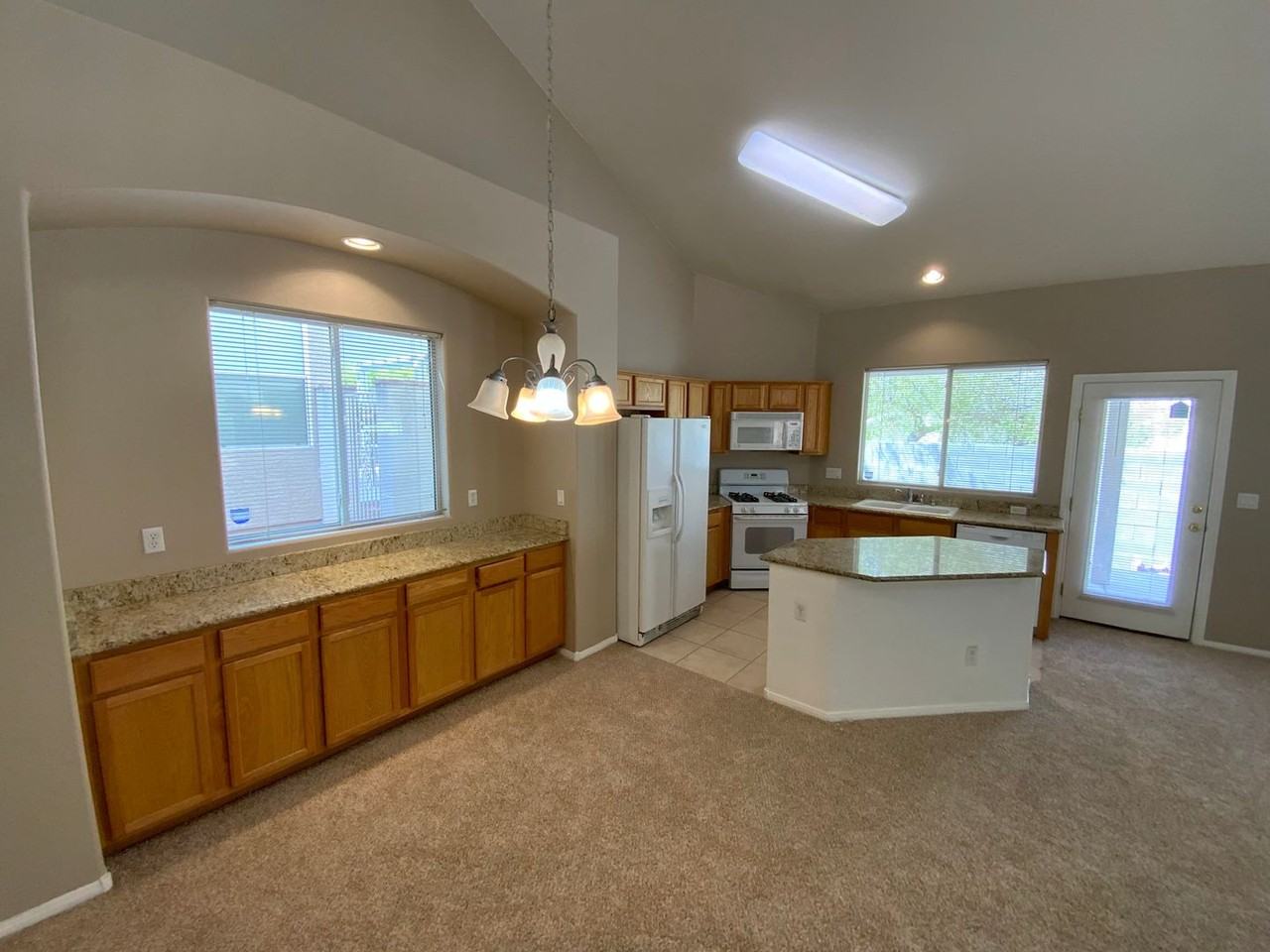 9520 Gibbon Ave - Photo 3 of 16