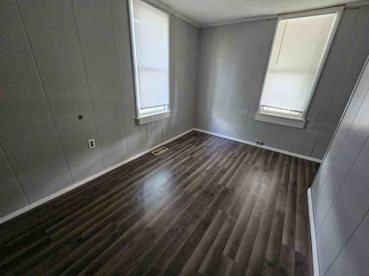 2407 N 15th St - Photo 6 of 10