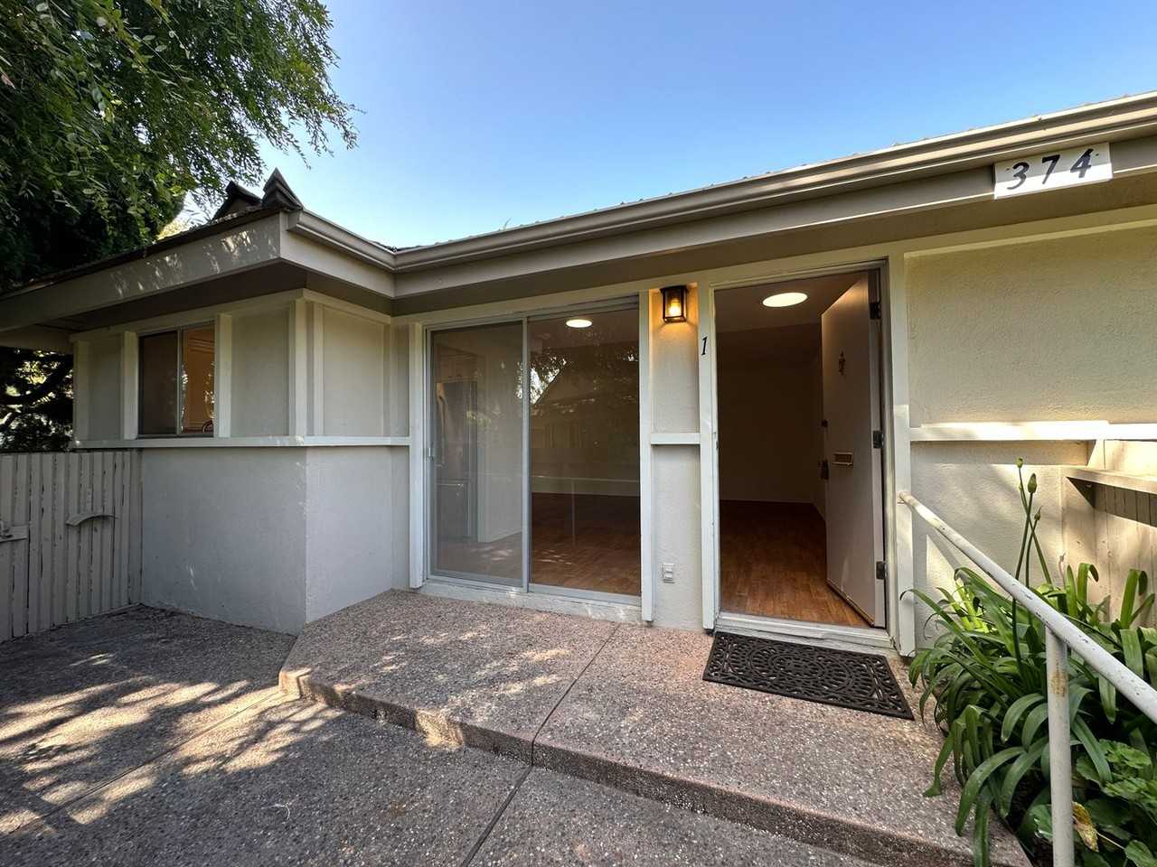 374 Moreton Bay Ln Unit 1 - Photo 2 of 19