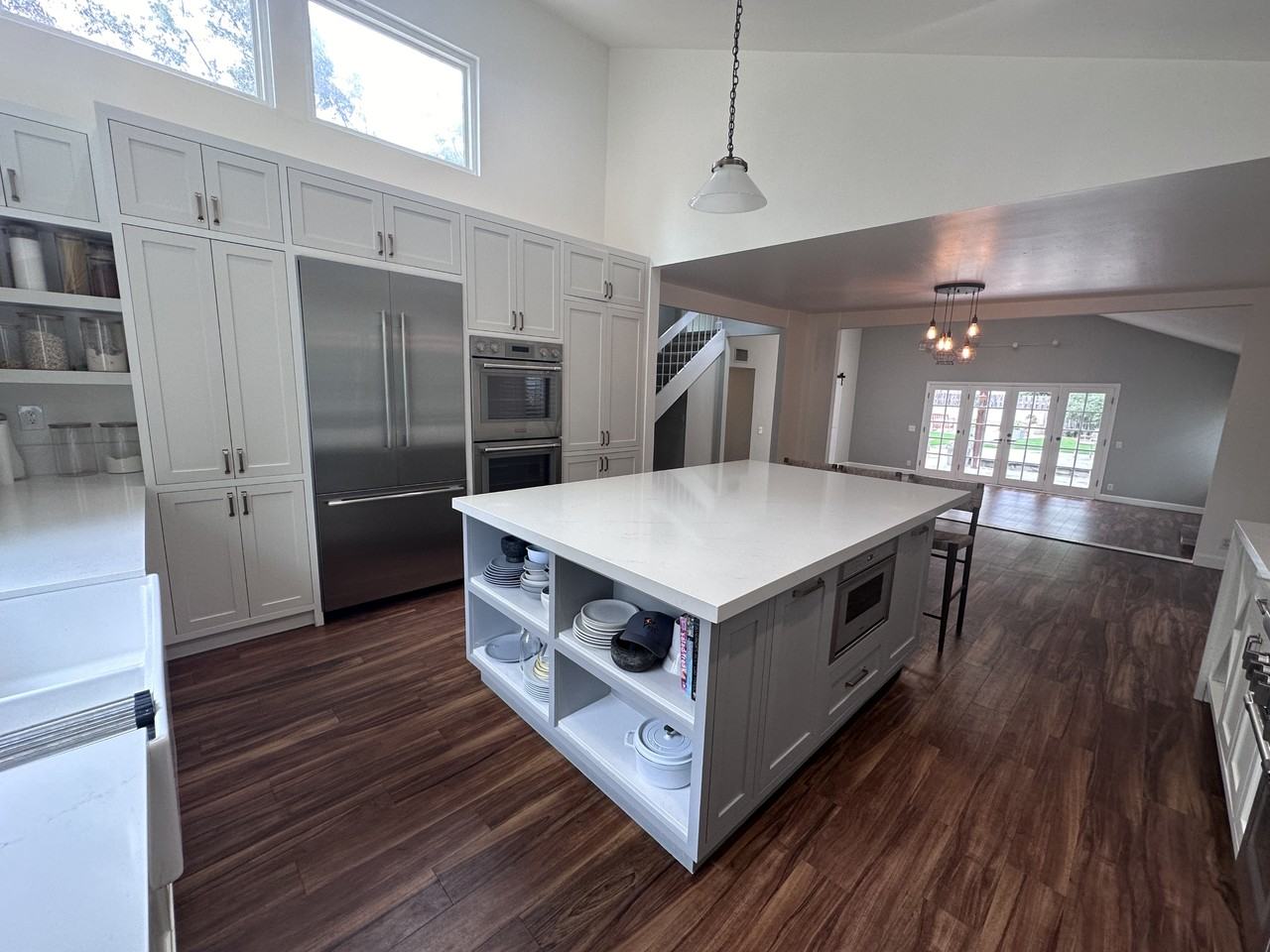 25042 Castlewood - Photo 2 of 28