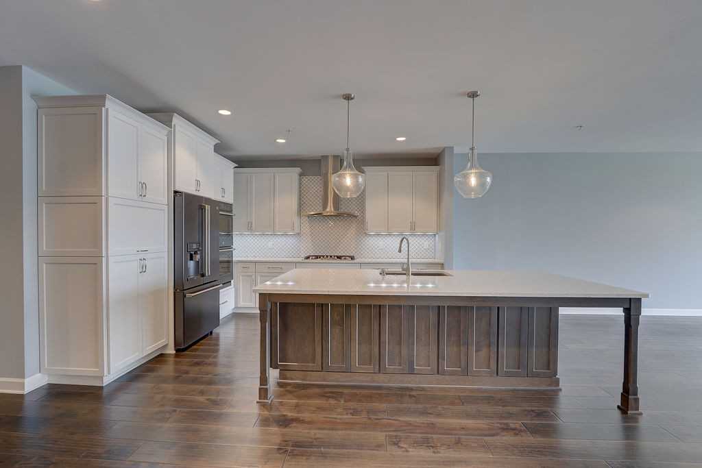 128 W Wisconsin Ave - Photo 3 of 20