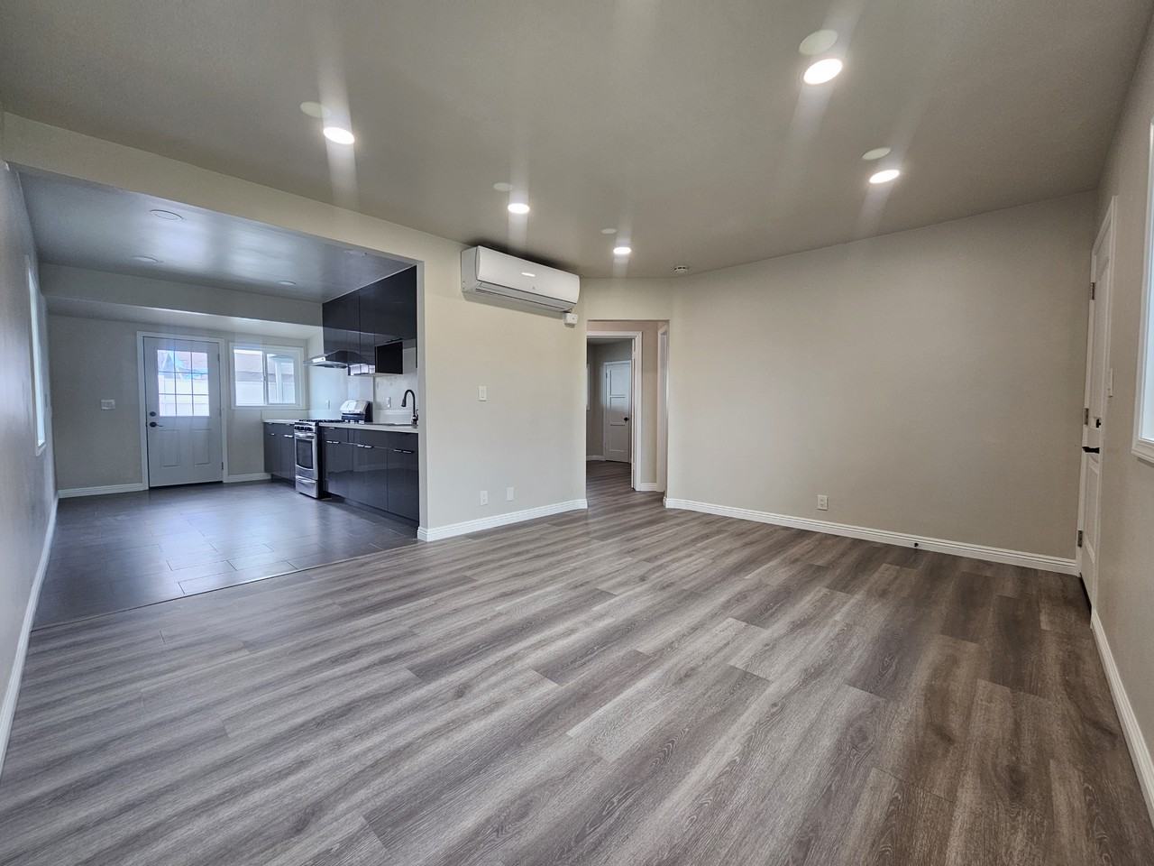 120 Glendon Way #A - Photo 2 of 12