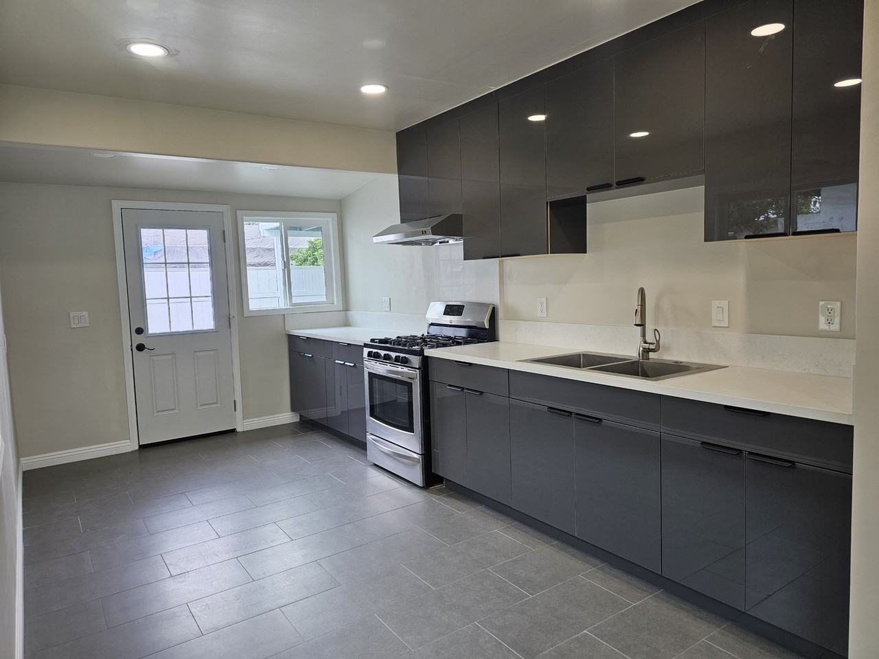 120 Glendon Way #A - Photo 5 of 12