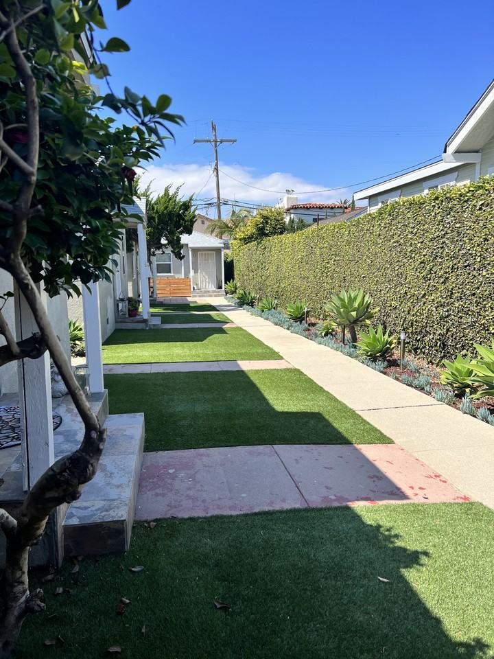 3627 E 7th St #3627 - Photo 3 of 13