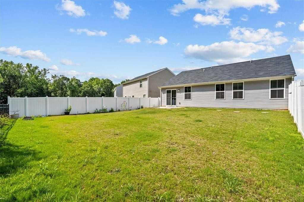 158 Queens Mill Ct #NA - Photo 2 of 20