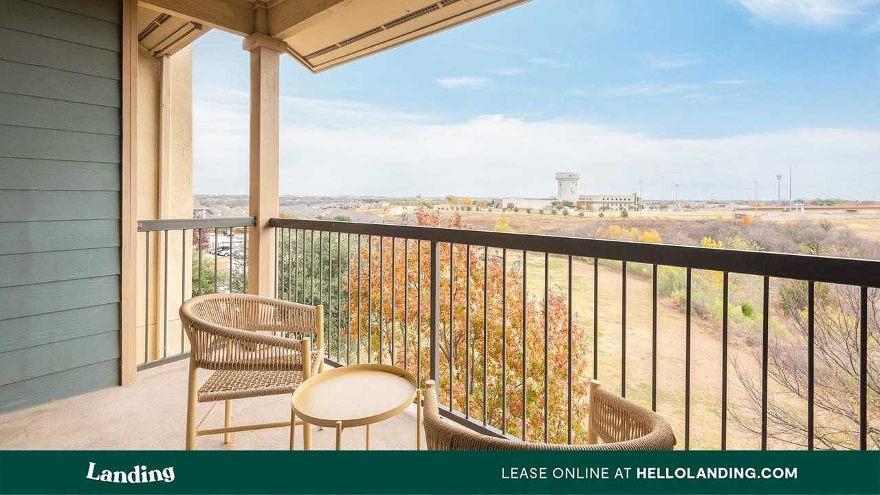 5350 Fossil Creek Blvd - Photo 2 of 50