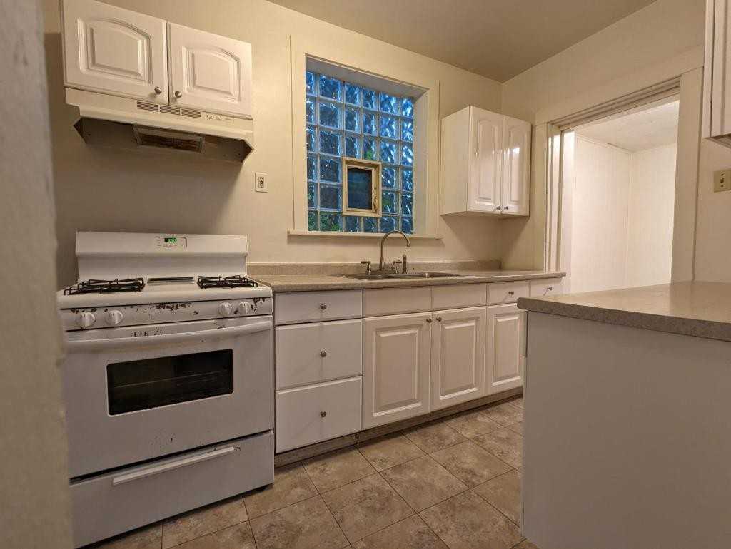 6534 Deary St - Photo 5 of 13