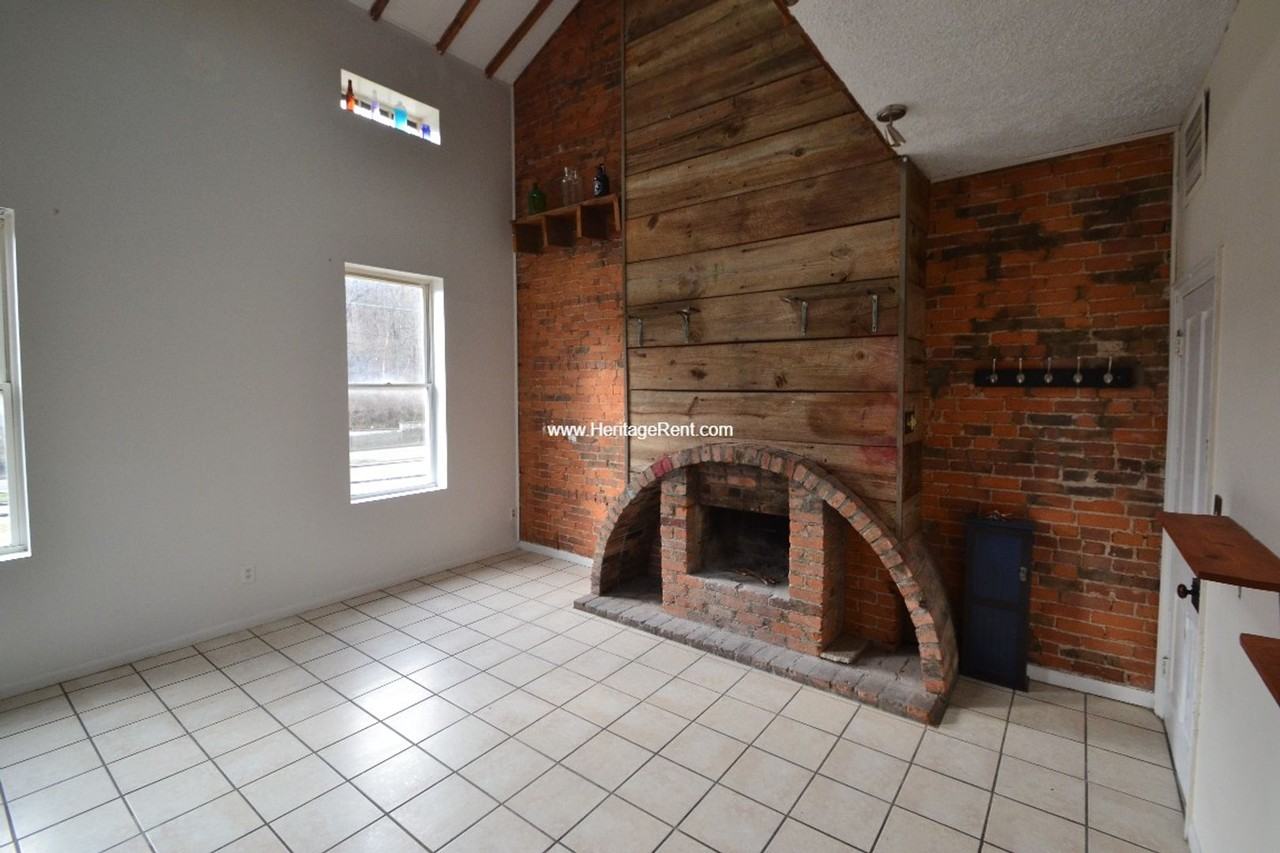 1986 Queen City Ave - Photo 2 of 9