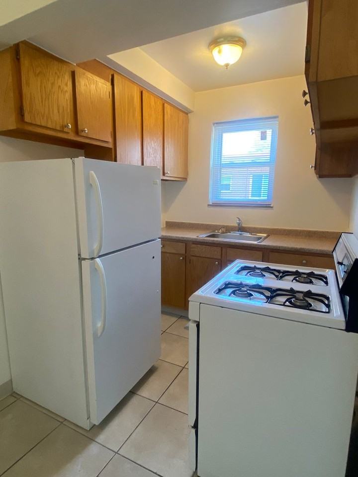 Greenbriar - Photo 4 of 10