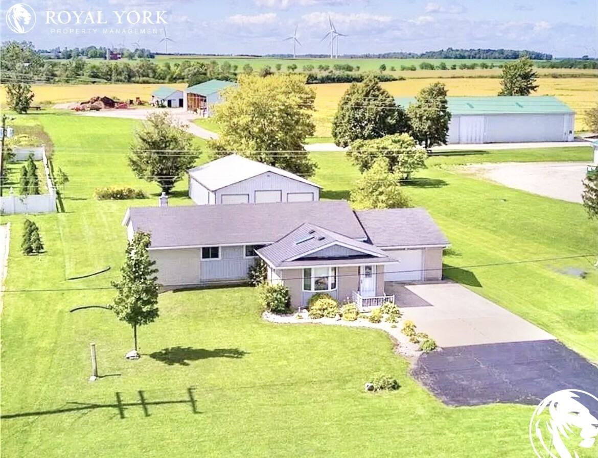 2-28551 Centre Road, Strathroy, Ontario N7G 3H8 - Photo 2 of 19