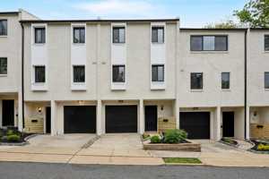 featured image of 501 N Orange St