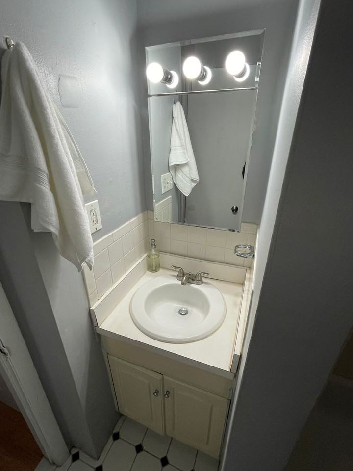 209 Greene Street - Photo 4 of 16