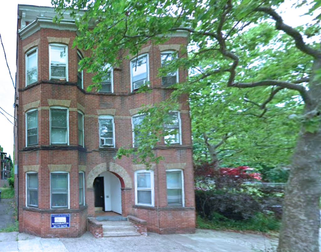 209 Greene Street - Photo 7 of 16