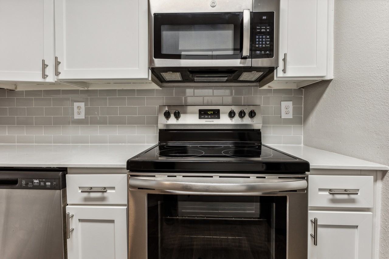 Infinity on the Mark Apartments 9010 Markville Dr, Dallas, TX 75243