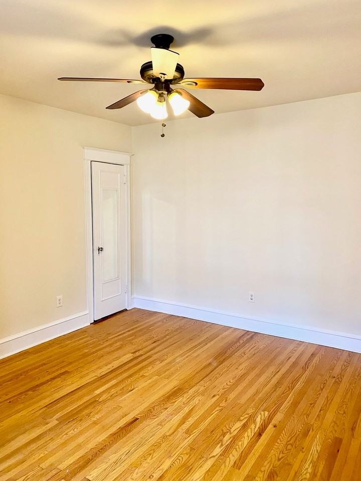 Ridley Manor - Photo 5 of 19