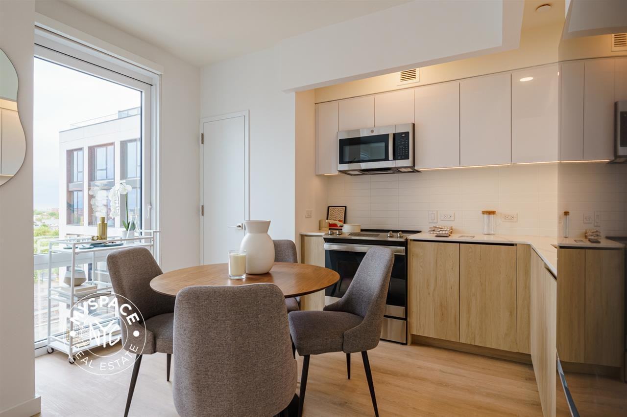 2840 Atlantic Ave #310 - Photo 3 of 19