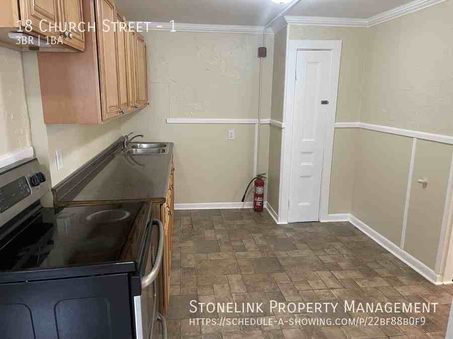 18 Church St #1 - Photo 2 of 13