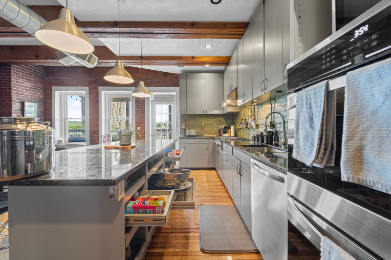 31 Downtown Binghamton Loft #31 - Photo 6 of 20